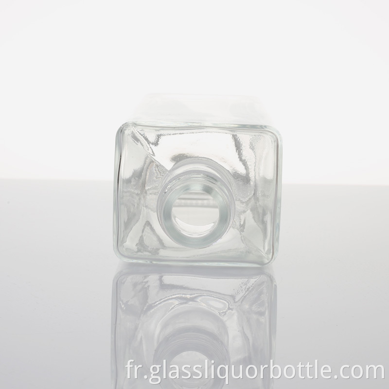 750ml Rum Bottle Screw Cap